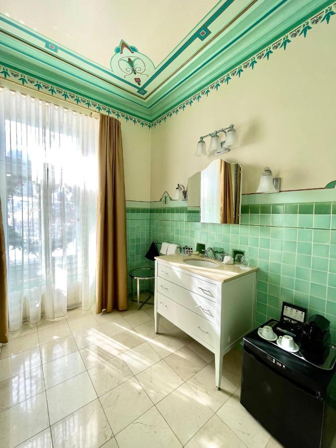 Historic Junior Suite,1365659447:JPEG