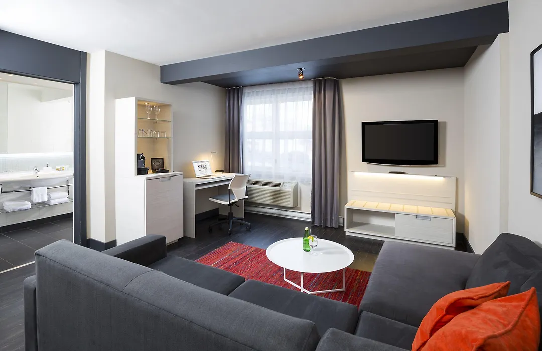 Hotel Sepia-1